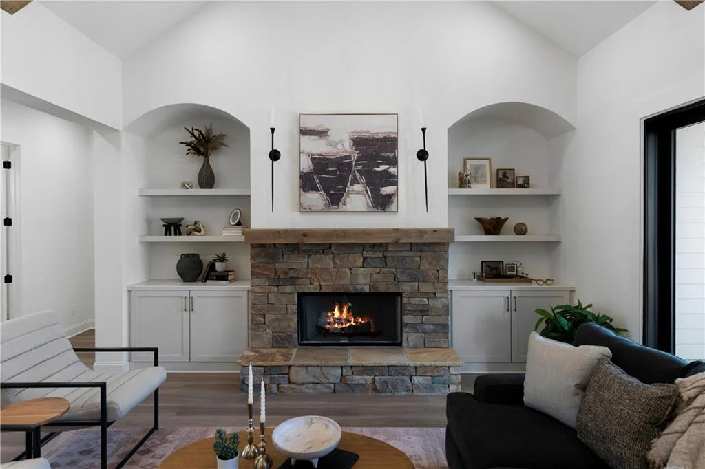 Image of Interior or Exterior of listing