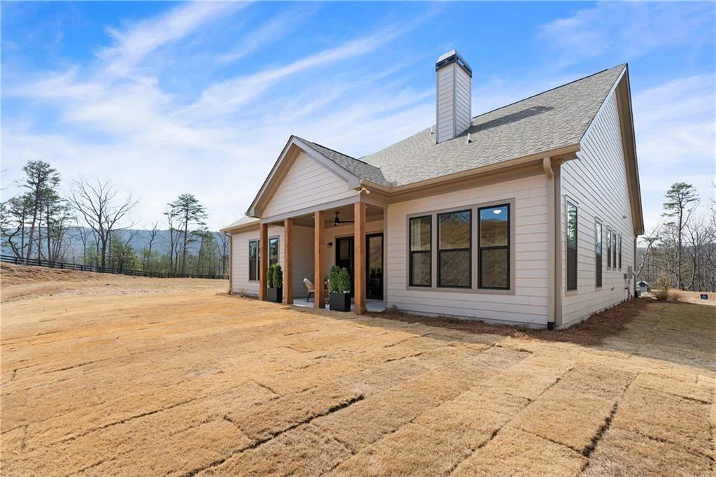 Image of Interior or Exterior of listing