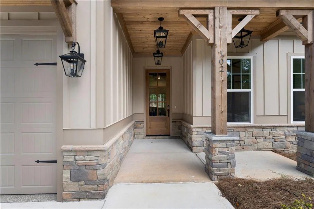 Image of Interior or Exterior of listing