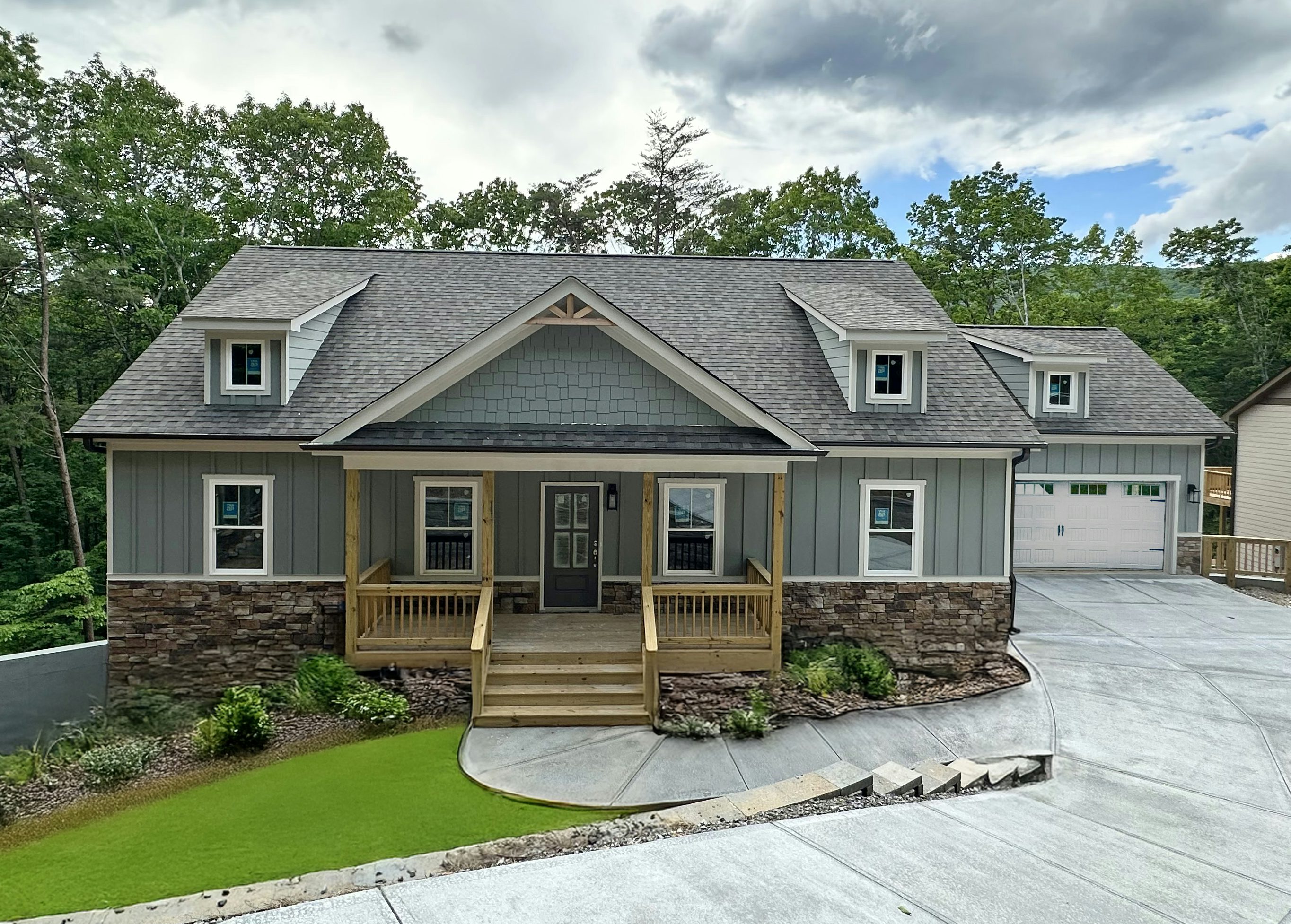 Etowah Front Elevation